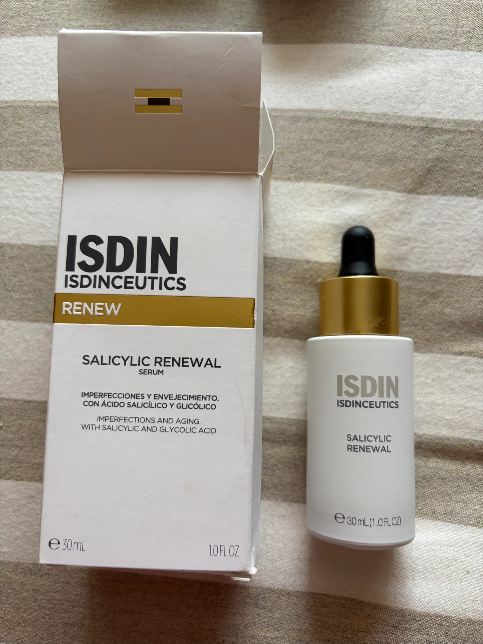 Sérum isdin 